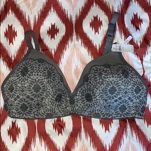 🌻 2/$15 Aerie Tshirt Bra 36D NWOT